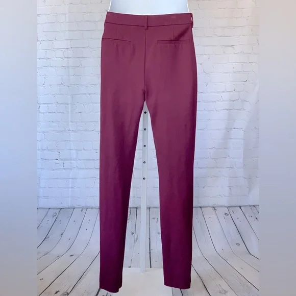 CHICO’S (Size 2) So Slimming Pant - Picture 2 of 4